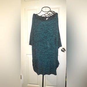 Women’s pocketed shirt